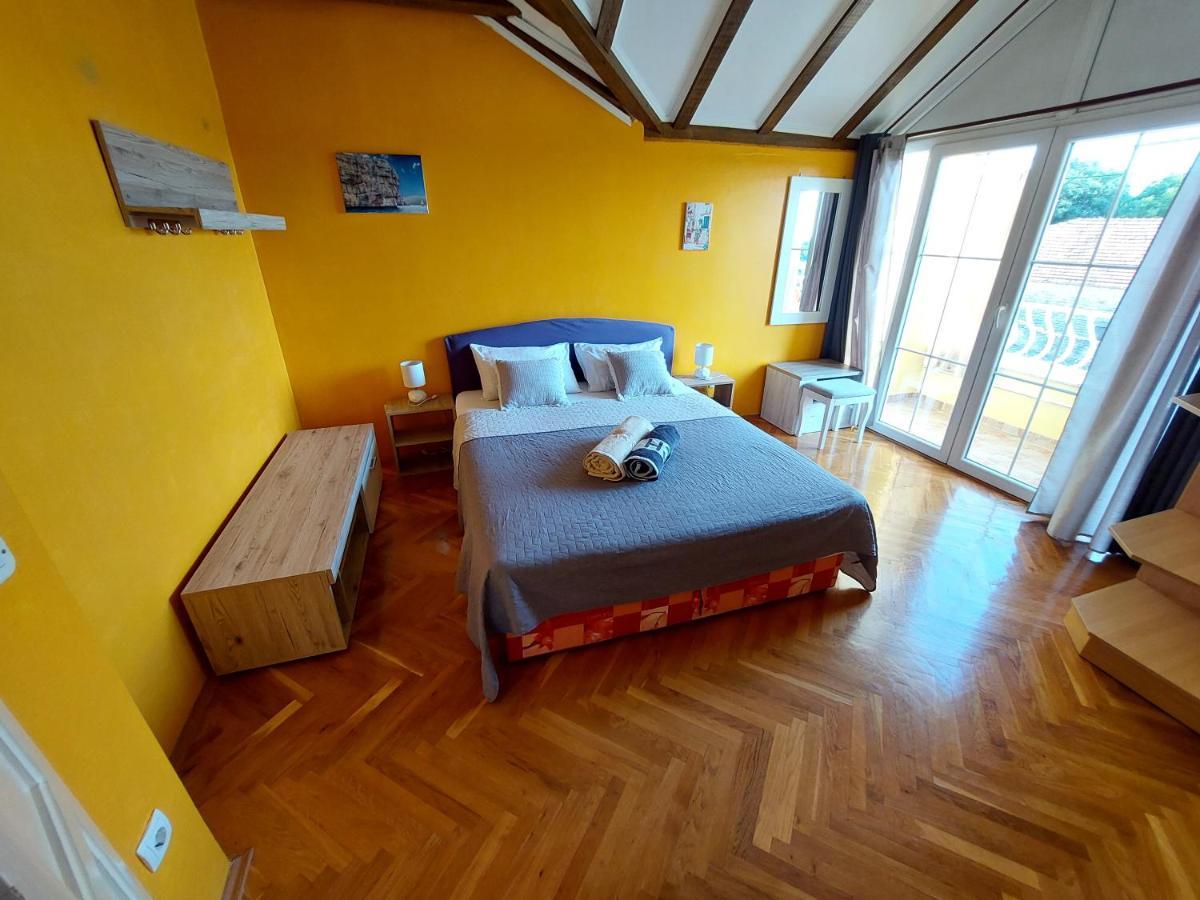 Holiday Home Sunce Dalmacije Mratovo Exterior foto